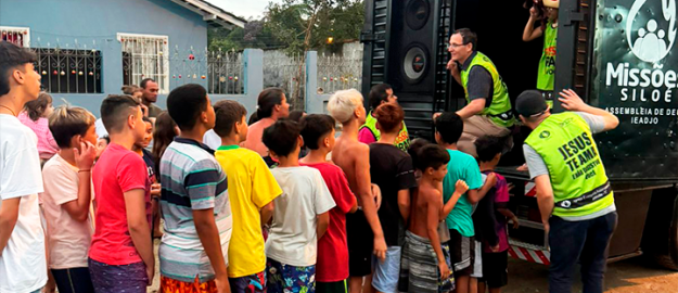 IEADJO realiza ações solidárias na semana do Natal 