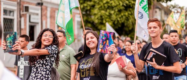 IEADJO promove 2ª Caminhada do Dia da Bíblia