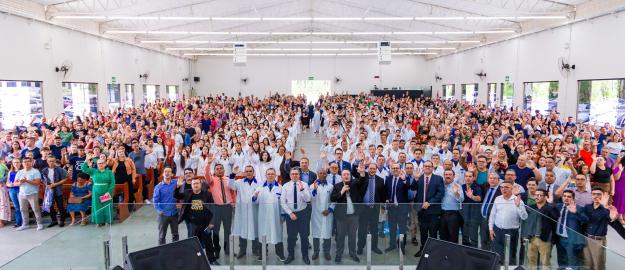 Crescimento: IEADJO recebe 200 novos membros em último Batismo do ano Crescimento: IEADJO recebe 200 novos membros em último Batismo do ano