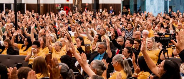 12 Dias de Clamor: Idade de Ouro e Grupo Familiar Esperança participam do nono Clamor