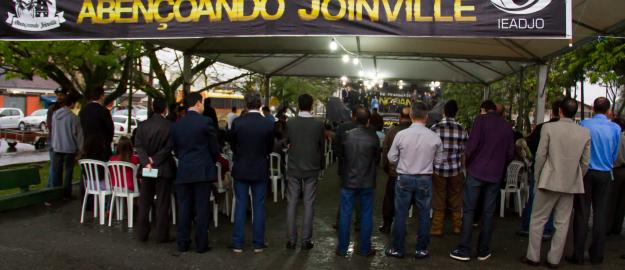 Bairro Costa e Silva hospeda a 8ª Cruzada Evangelística Abençoando Joinville