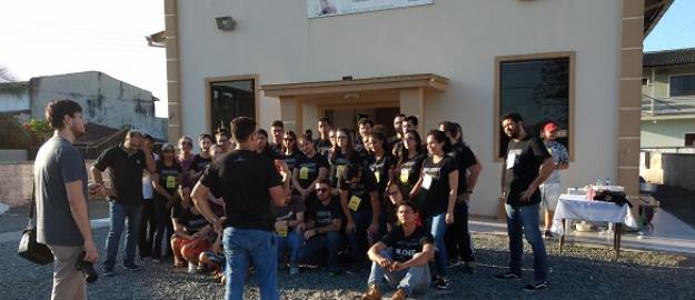 UMADJO Reflexo leva o “Dia Solidário” à comunidade do Vigorelli