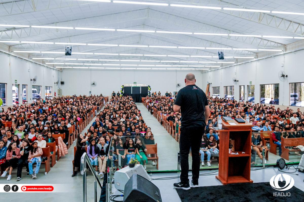 #euqueroadolescente: UNIAADJO reúne centenas de teens em evento evangelístico