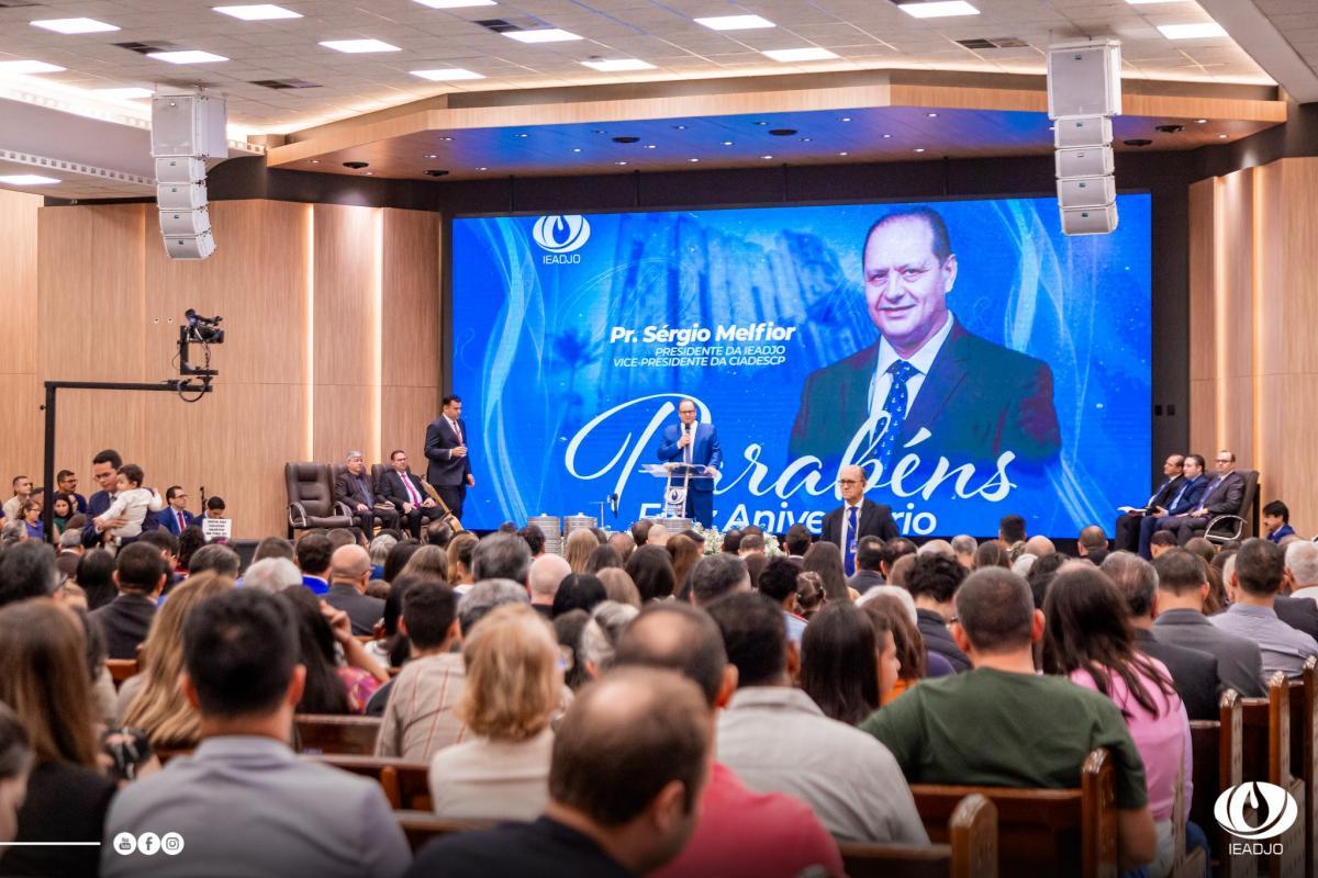 Ação de Graças pelo Aniversário do Pastor Sérgio Melfior