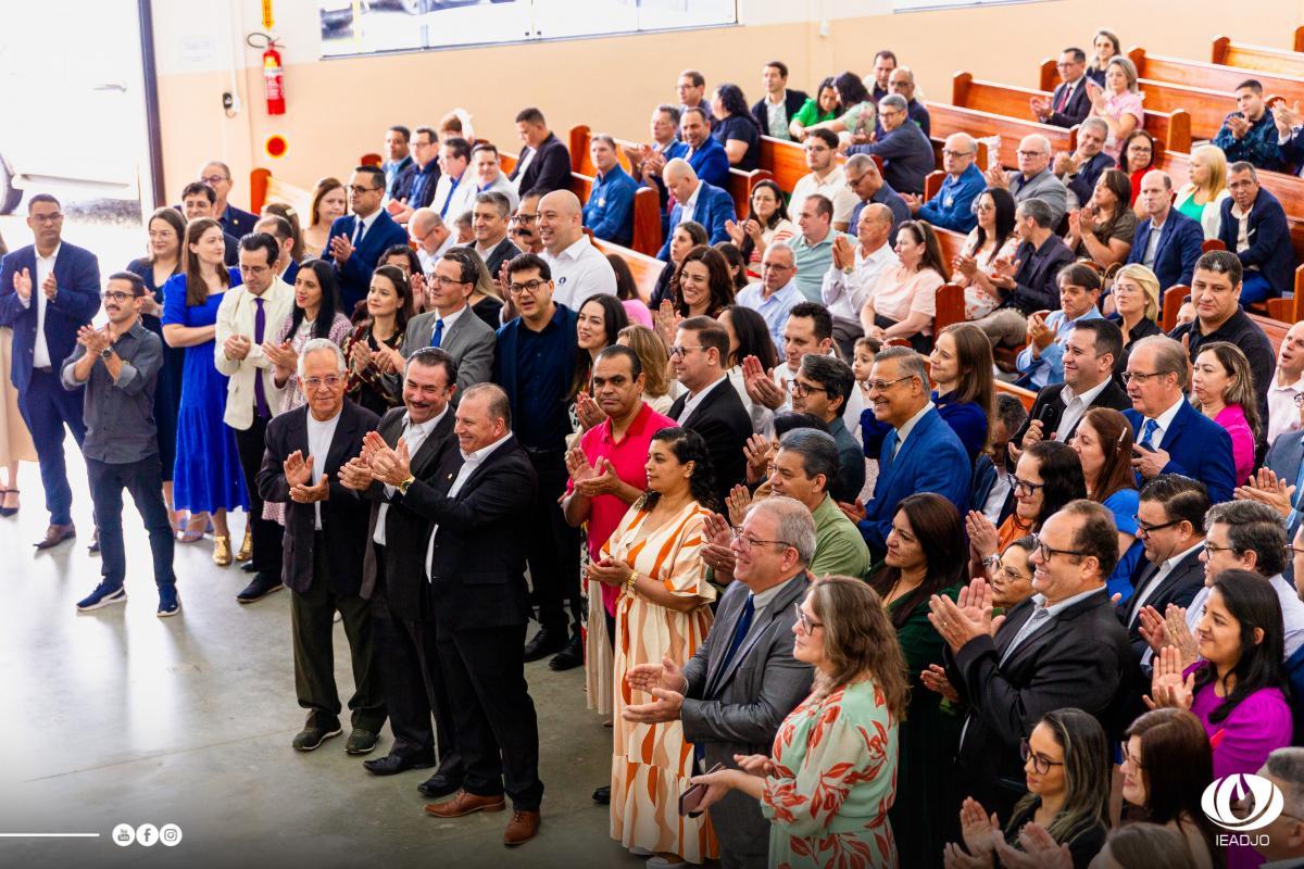 Pastores e diretorias convencionais celebram o aniversário do Pr. Sérgio Melfior