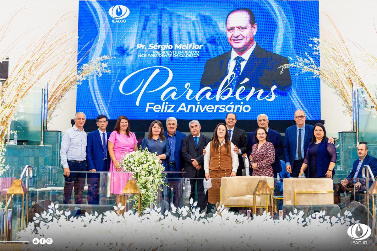 Pastores e diretorias convencionais celebram o aniversário do Pr. Sérgio Melfior