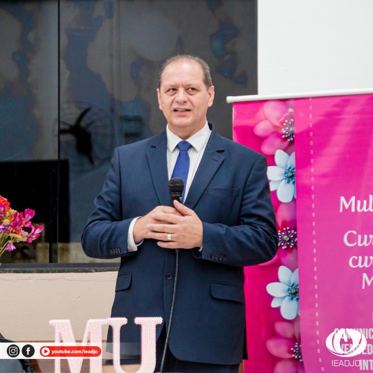 IEADJO e UDF formam líderes dos cursos Hombridade e Mulher Única