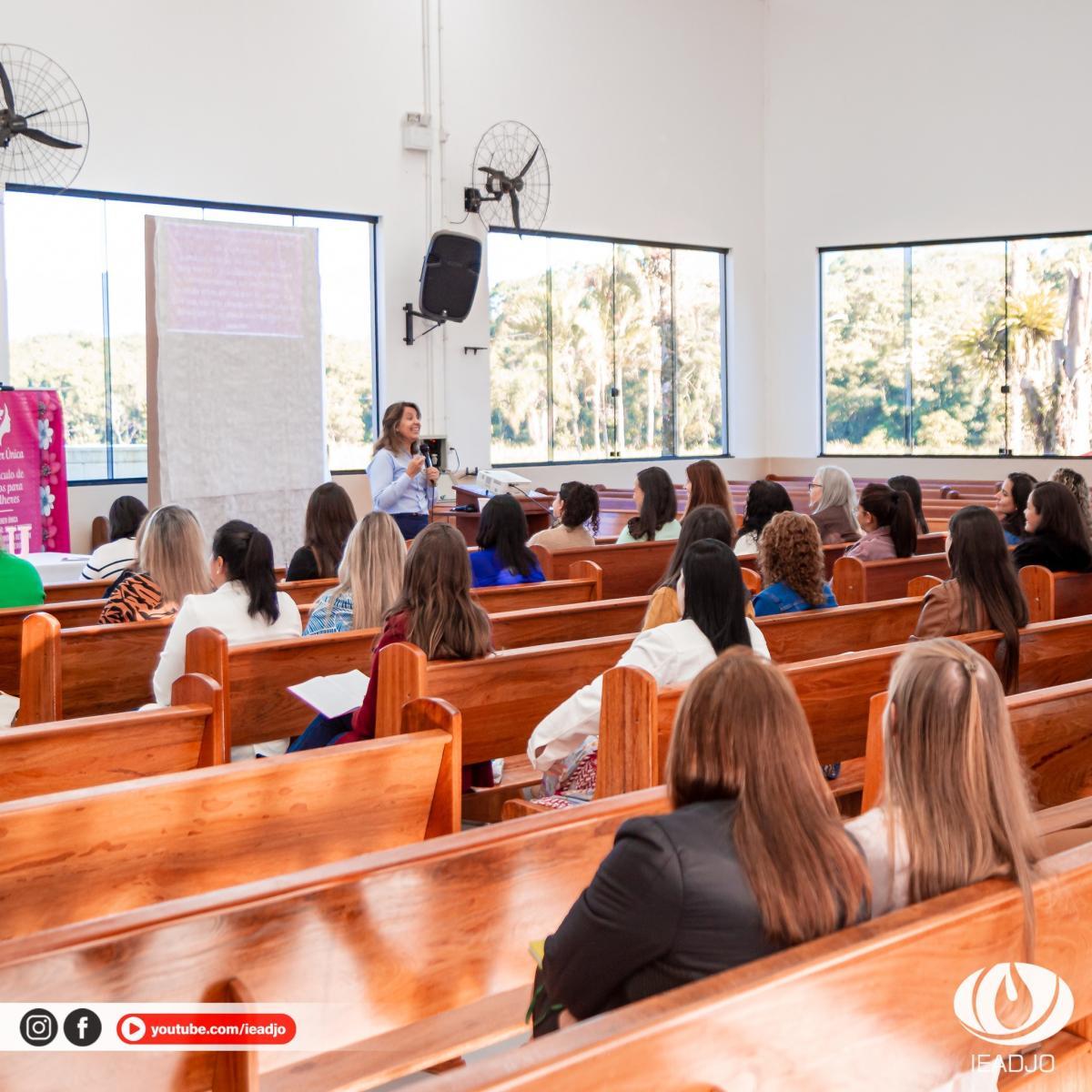 IEADJO e UDF formam líderes dos cursos Hombridade e Mulher Única