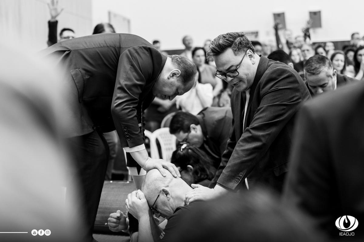 12 Dias de Clamor: IEADJO Evangelismo participa do décimo encontro; pastores e evangelistas locais são ordenados