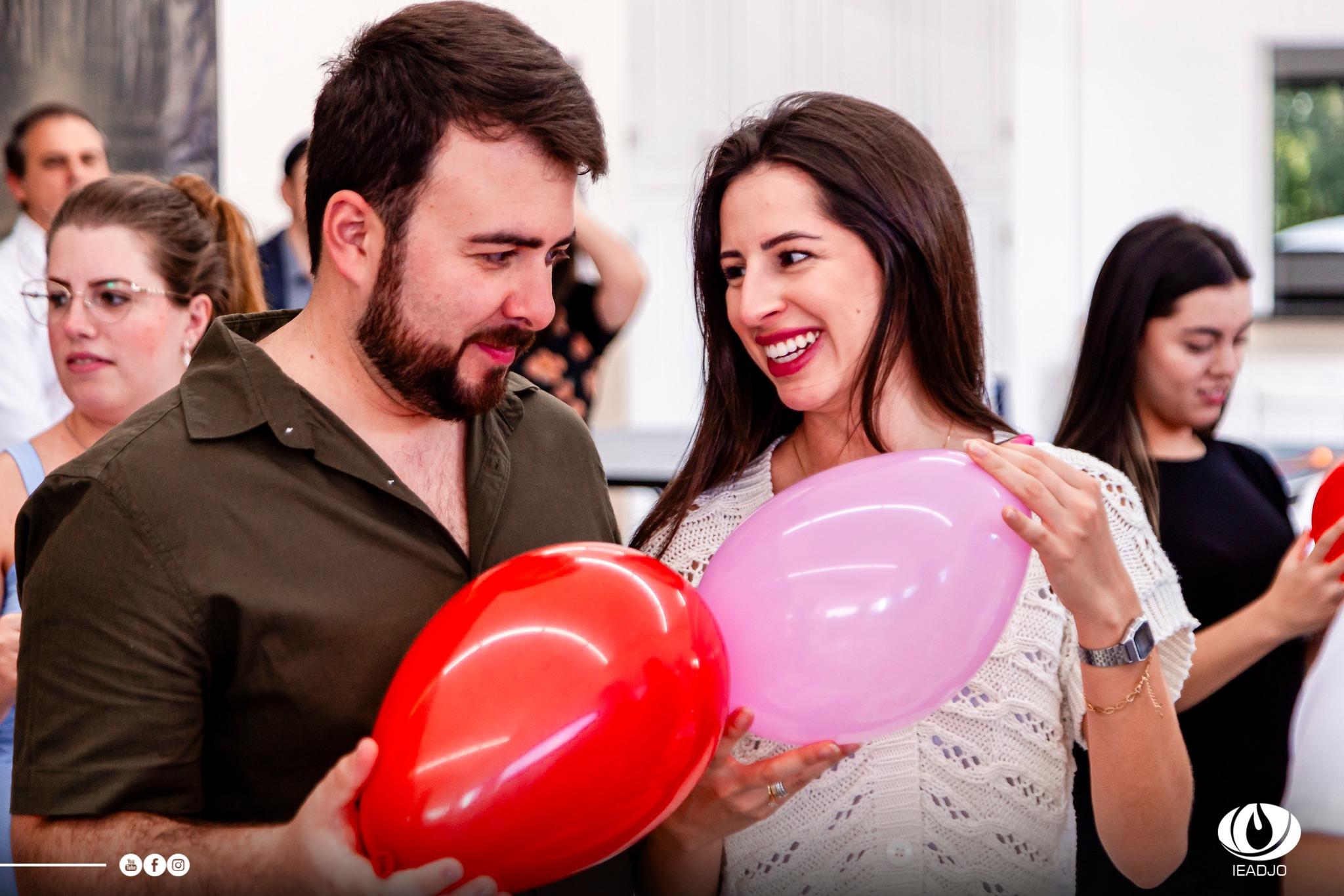Momento da dinâmica com os participantes.