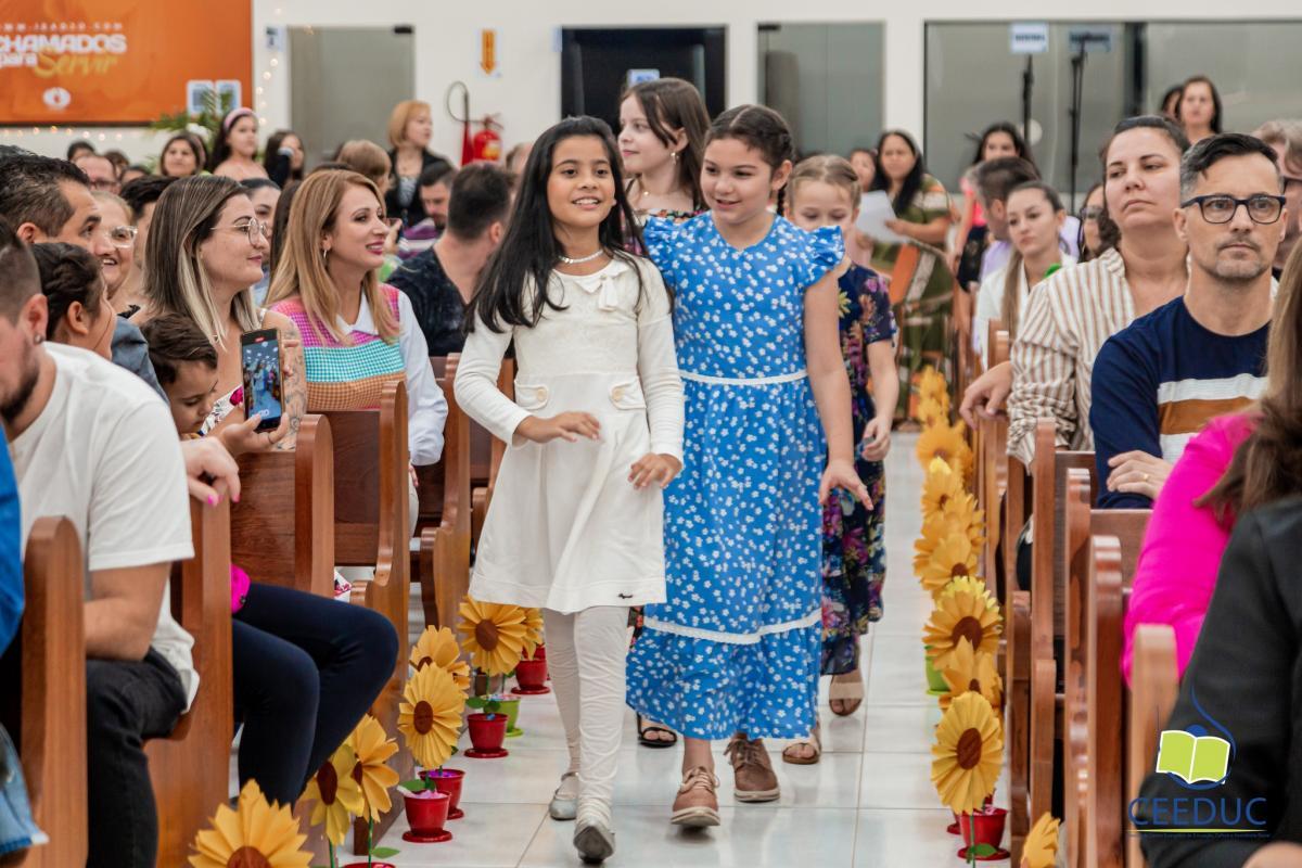 CEEDUC realiza homenagem especial pelo Dia das Mãe