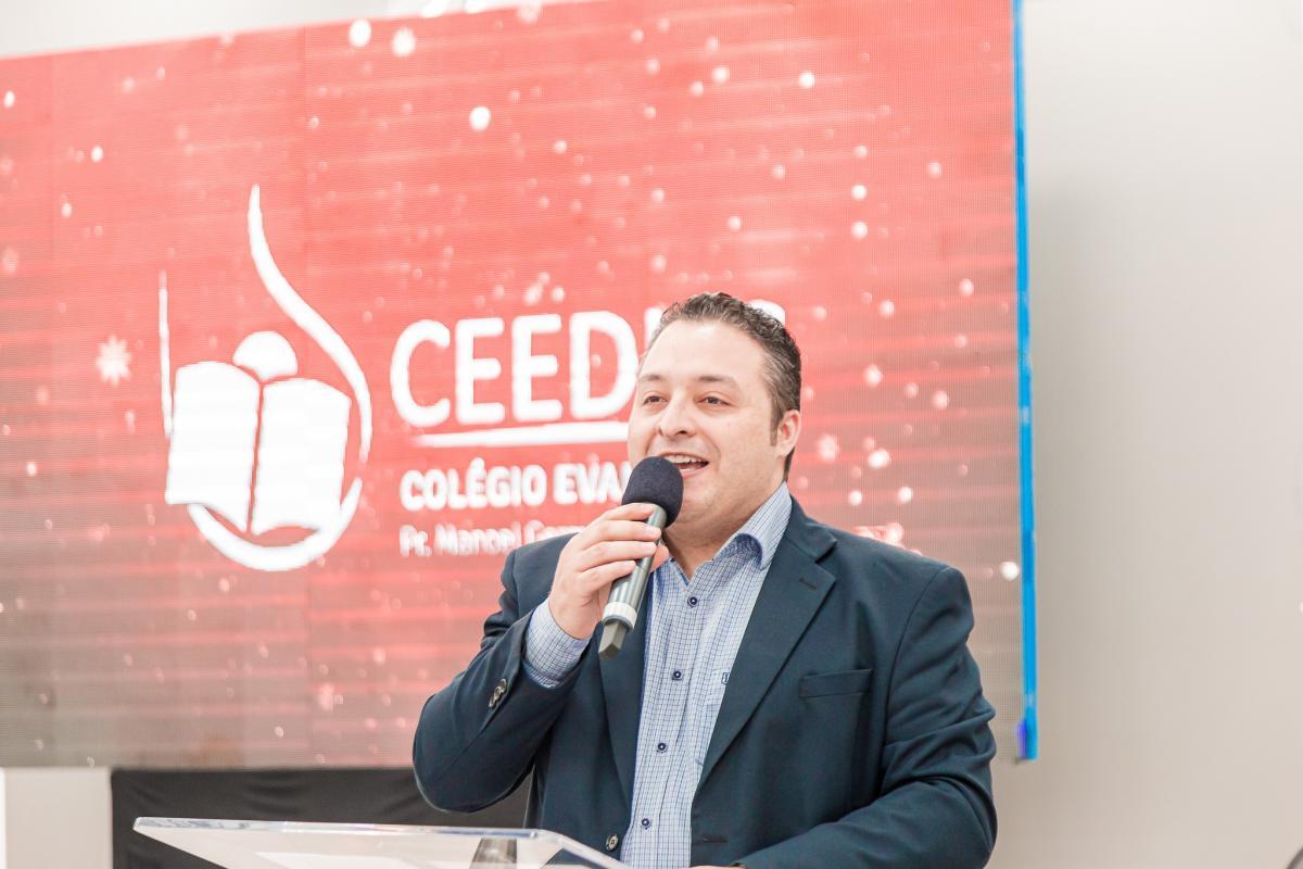 Cantata e formatura encerram ano letivo do CEEDUC - Dezembro 2022