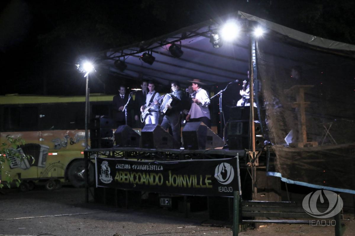 Cruzada Evangelística Abençoando Joinville - Julho 2015