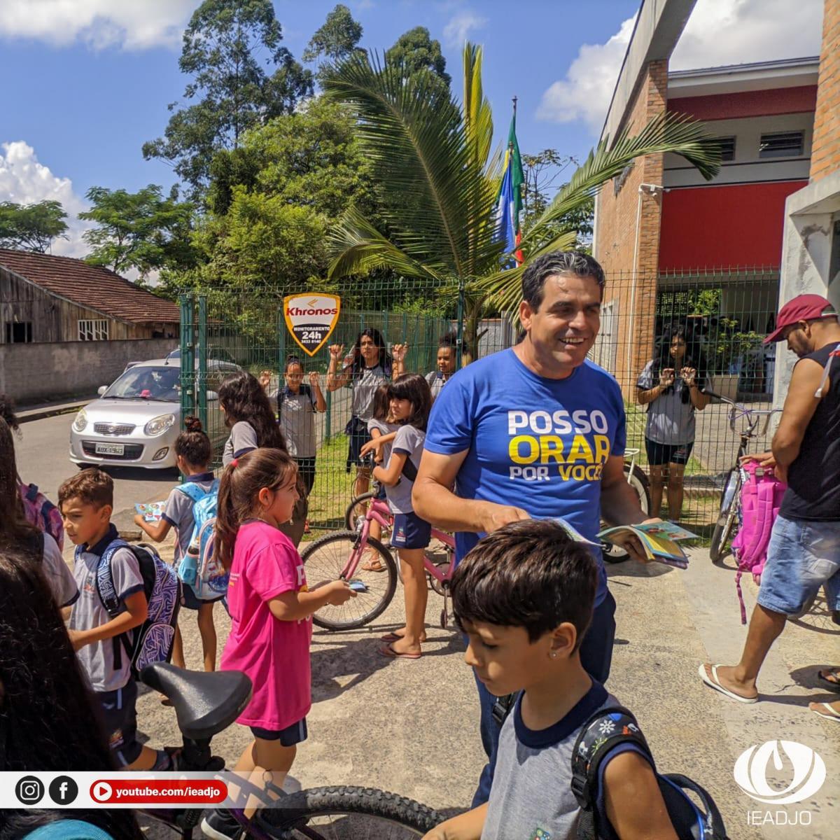 Impacto de Evangelização: IEADJO distribui cerca de 10 mil literaturas