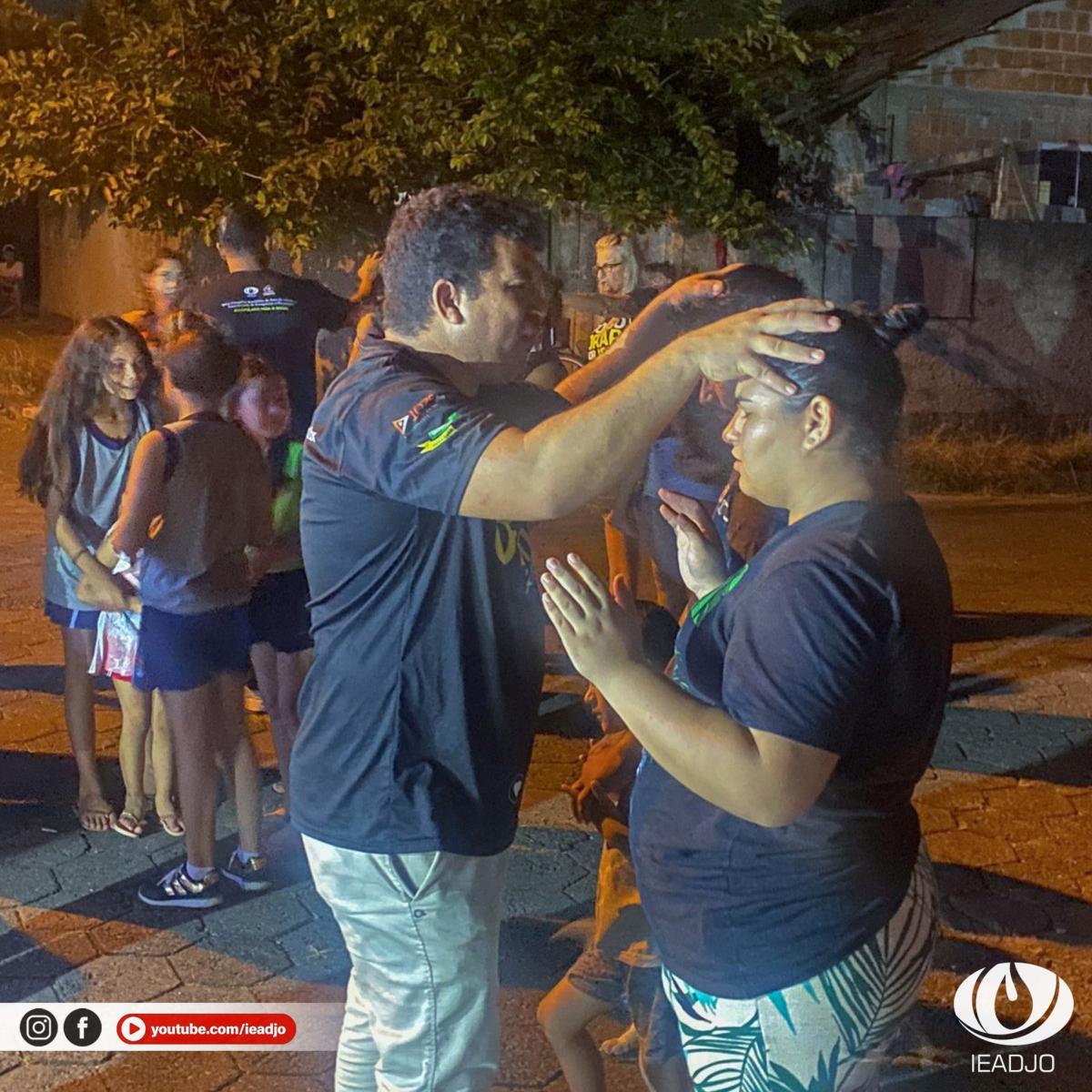 Impacto de Evangelização: IEADJO distribui cerca de 10 mil literaturas