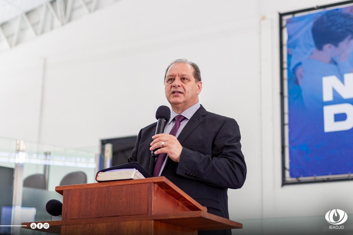 IEADJO recebe 166 novos membros; muitas conversões marcam o primeiro Batismo de 2025