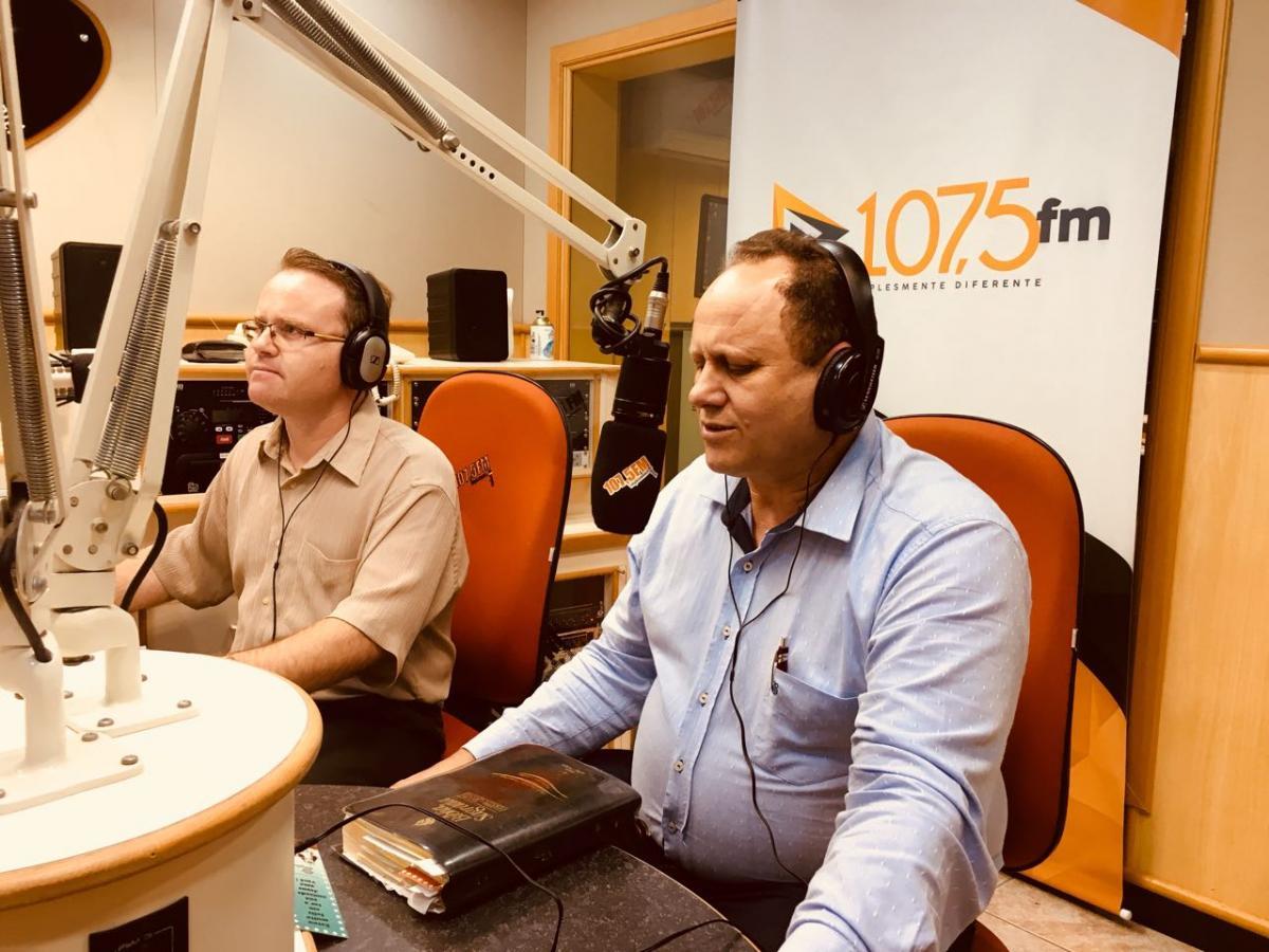 Igreja Assembleia de Deus de Joinville e Rádio 107,5 FM oram por Joinville - Outubro 2017