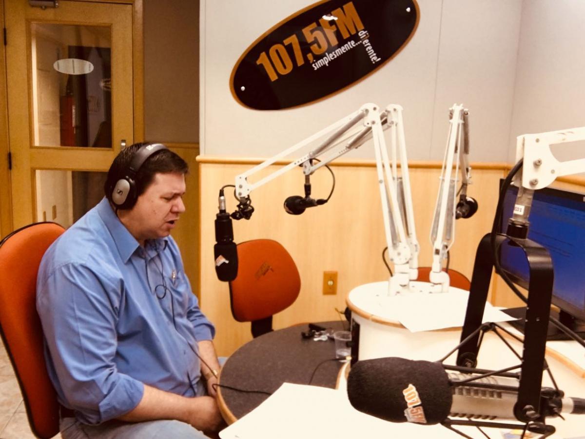 Igreja Assembleia de Deus de Joinville e Rádio 107,5 FM oram por Joinville - Outubro 2017