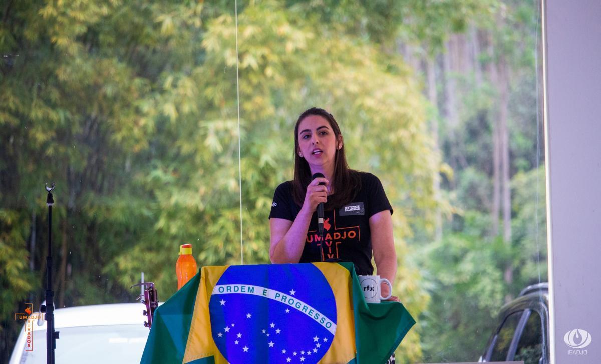 Jovens da IEADJO participam do Seminário “Antes do Sim”
