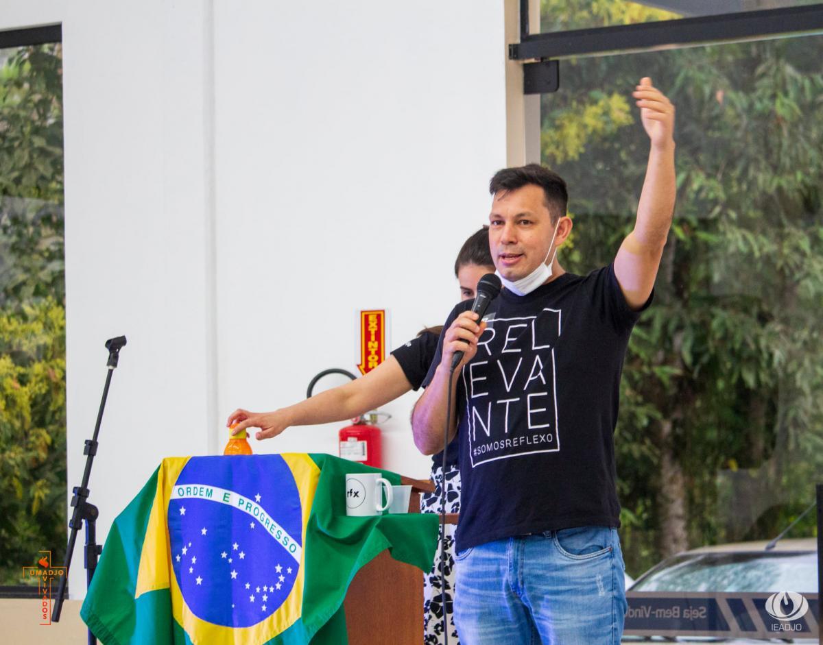 Jovens da IEADJO participam do Seminário “Antes do Sim”