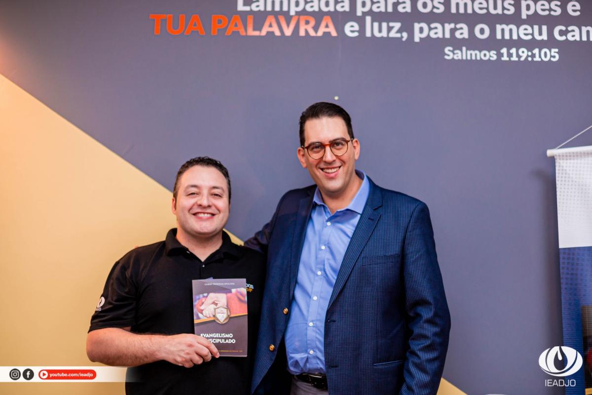 Lançamento: Livro “Evangelismo e Discipulado”; um manual completo para a prática do ide de Cristo