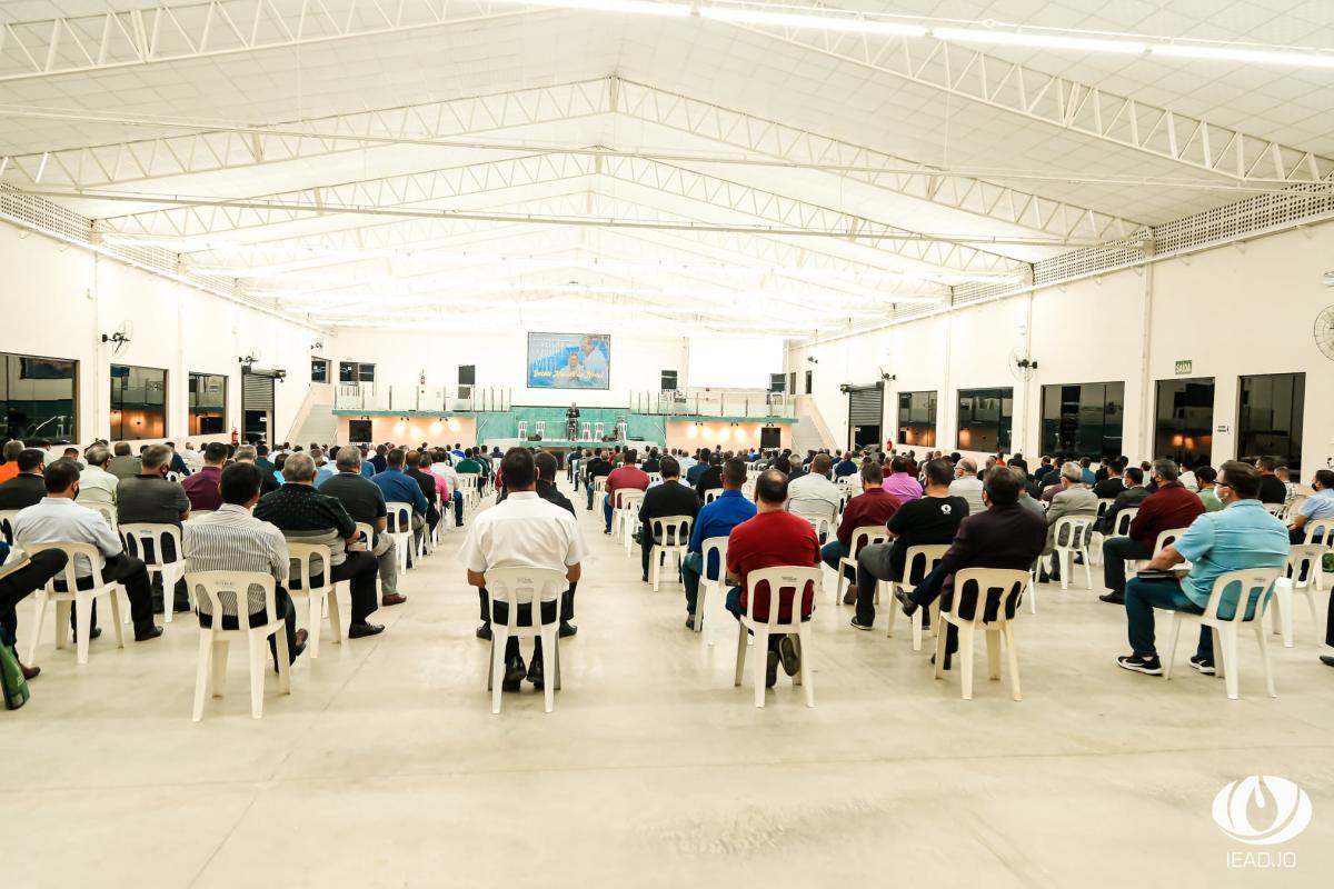 Pastores e dirigentes de congregação participam de reunião no Centreventos da IEADJO - Setembro 2021