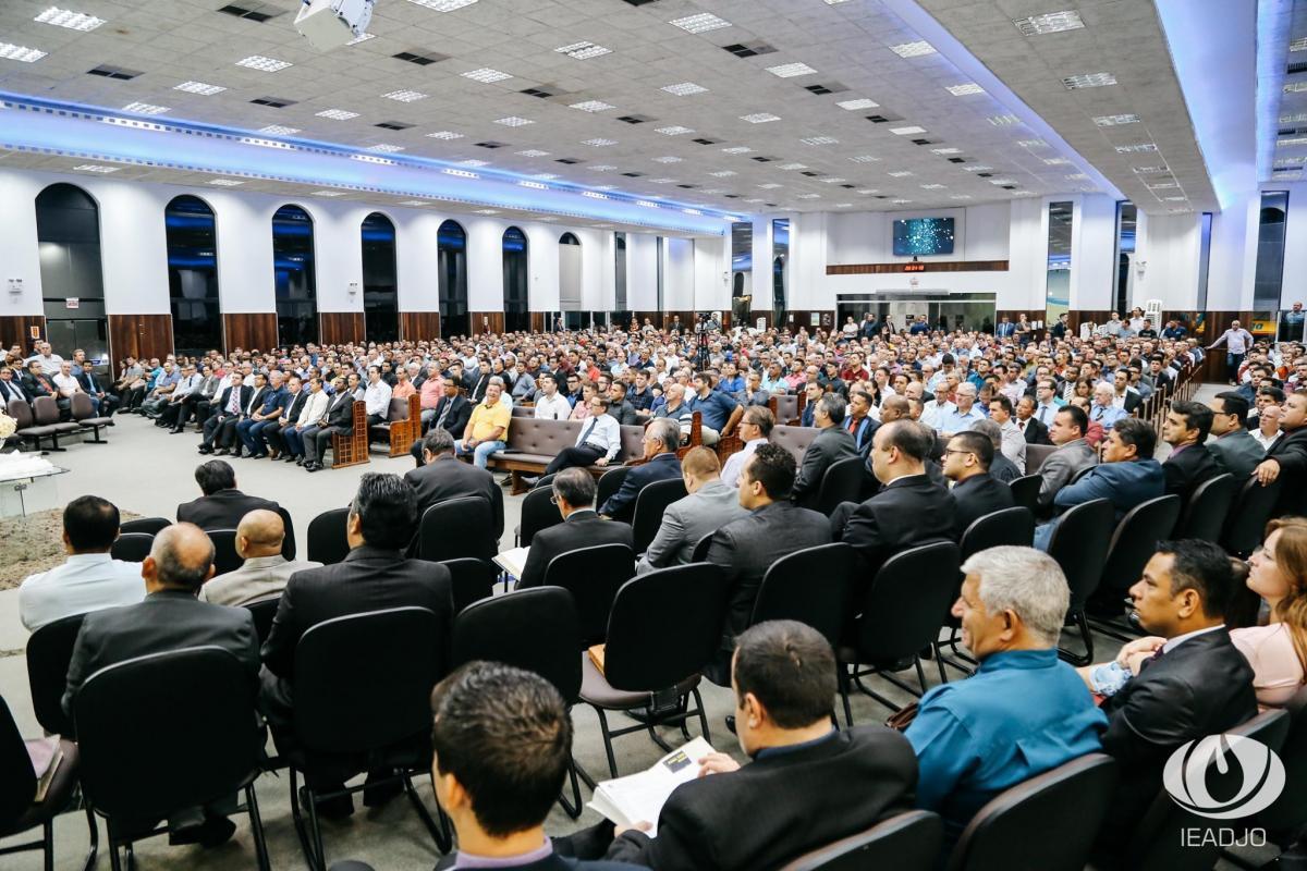 Poder de Deus envolve obreiros em primeira Reunião Geral - Fevereiro 2020