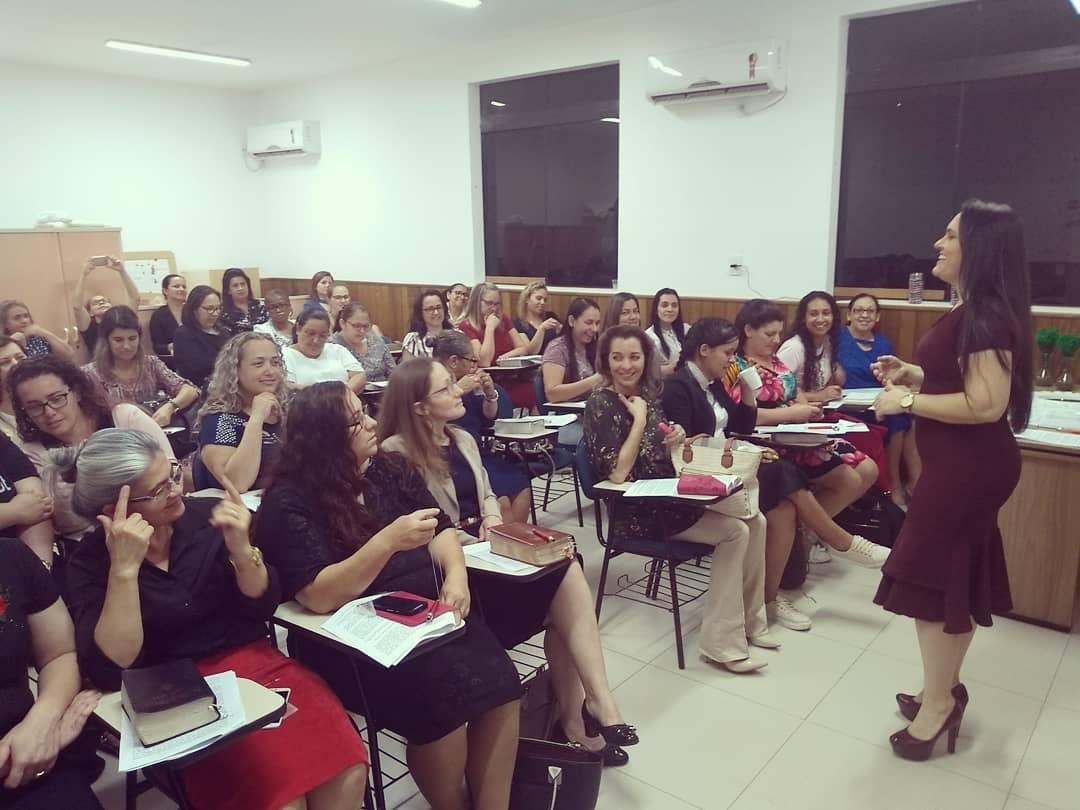 PRECIOSAS: UFADVILLE inicia curso de capacitação para mulheres