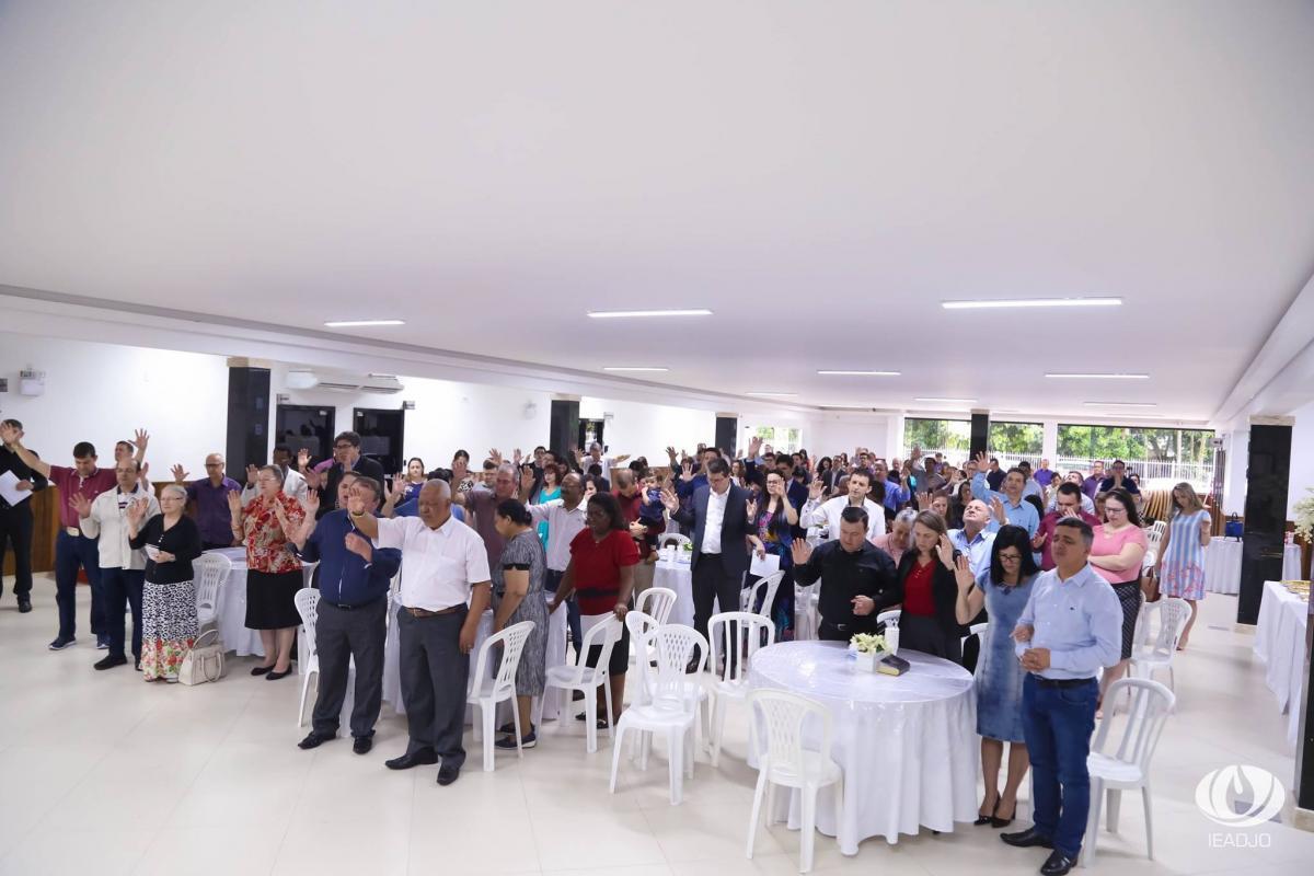 Confraternização marca última Consagração de obreiros integrados de 2018