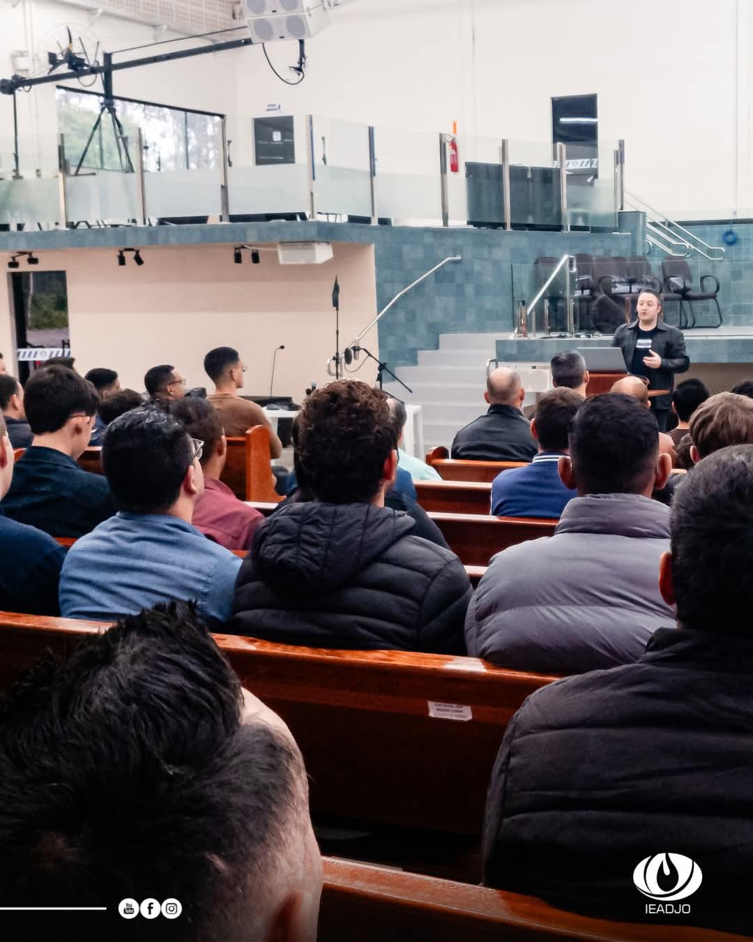 Capacitação para Operadores de Som.